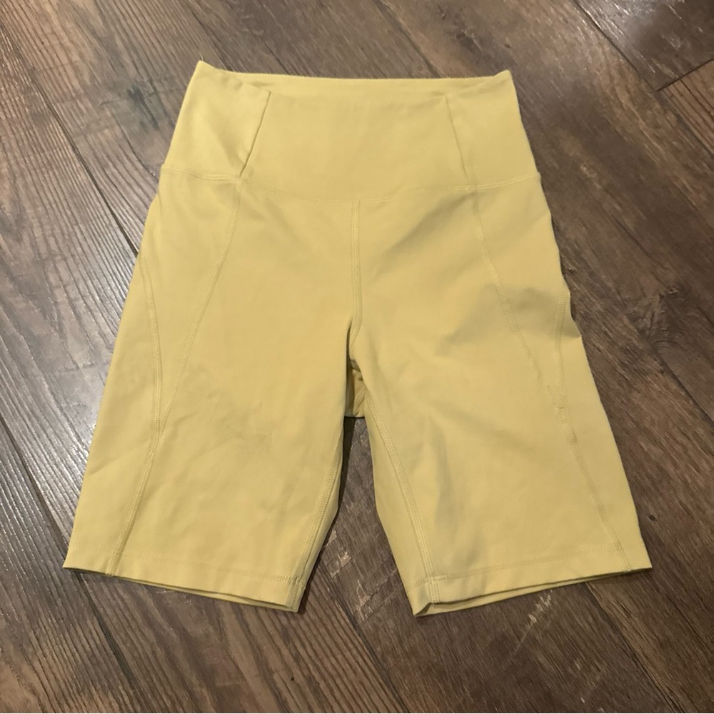 Good American Women’s Yellow High-Waisted Biker Shorts Size‎ S